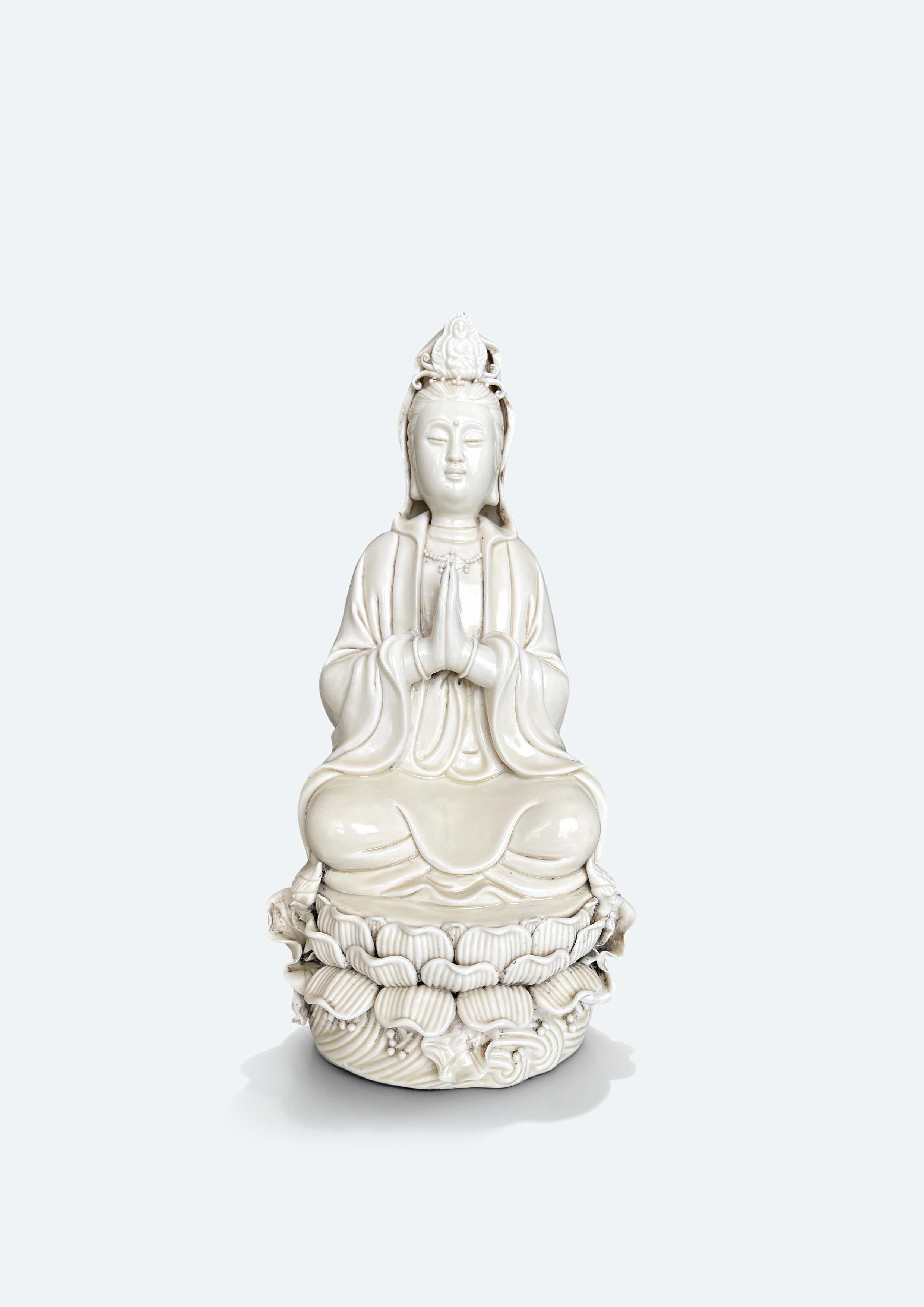 何朝宗德化白瓷觀音坐像