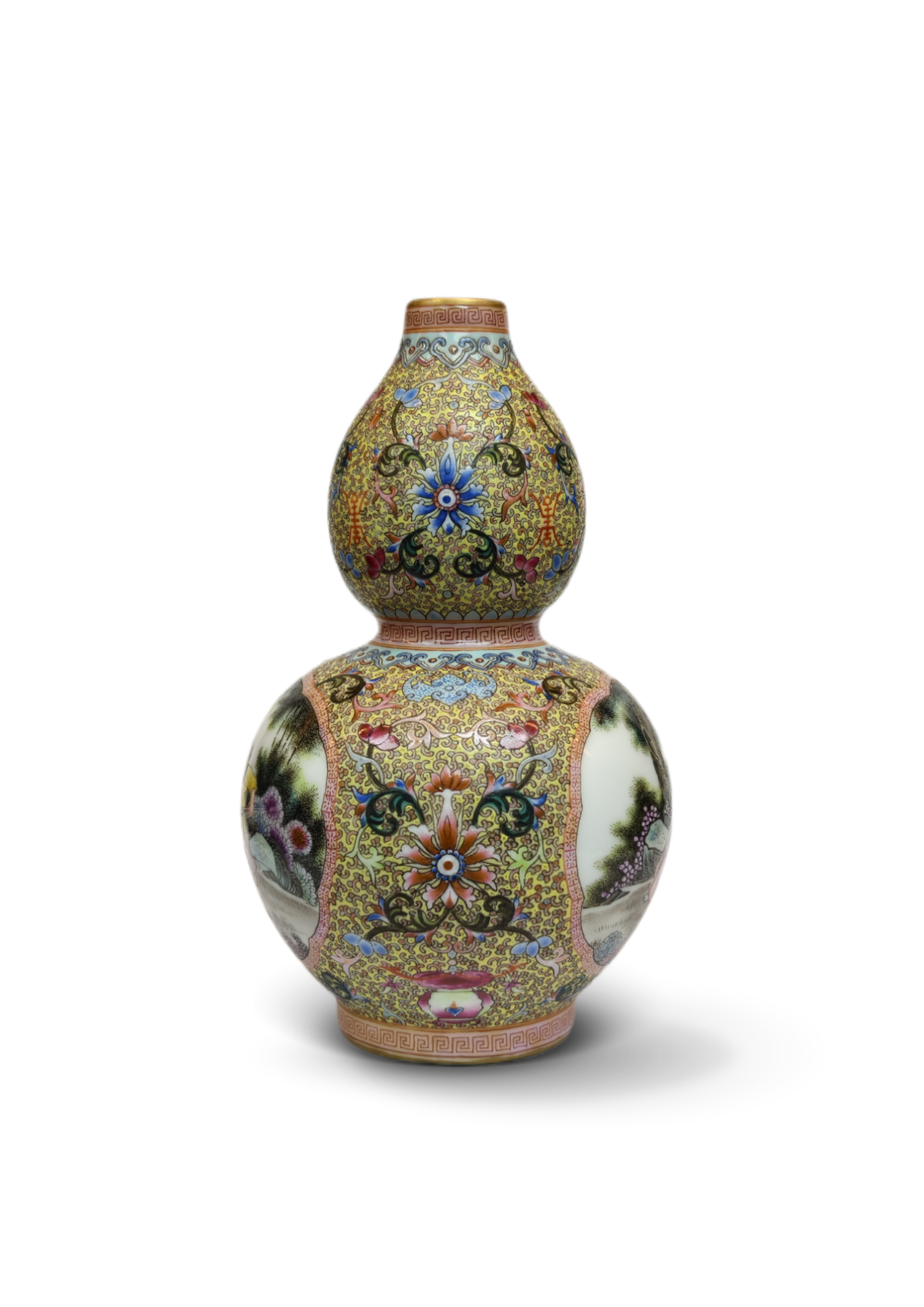 清乾隆粉彩描金纏枝花卉開光嬰戲紋葫蘆瓶_联邦国际(香港)拍卖有限公司