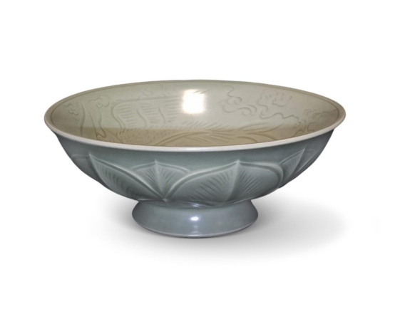 【天青遺珍·秘色重光】唐·越窯秘色瓷蓮花瓣碗